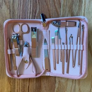 Deluxe manicure set